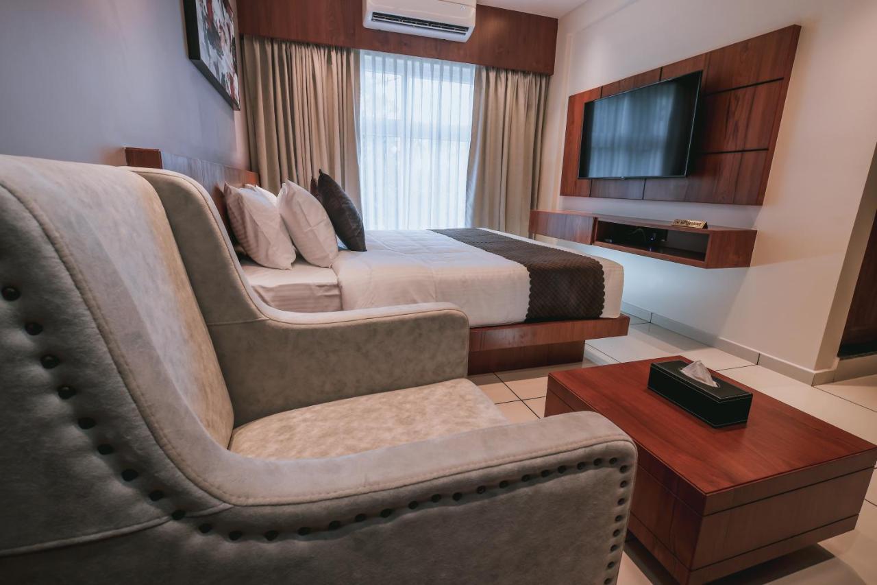Fortview Suites Kāsaragod Exteriér fotografie
