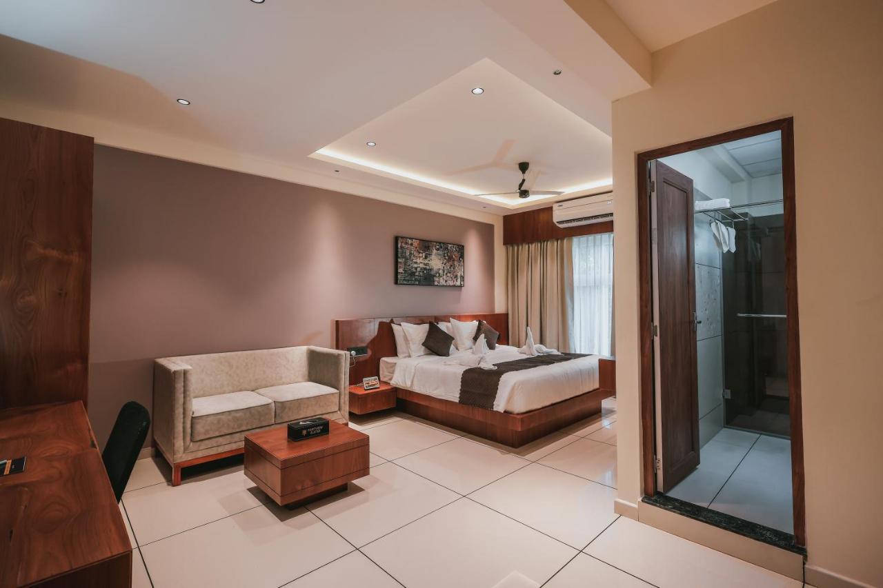 Fortview Suites Kāsaragod Exteriér fotografie