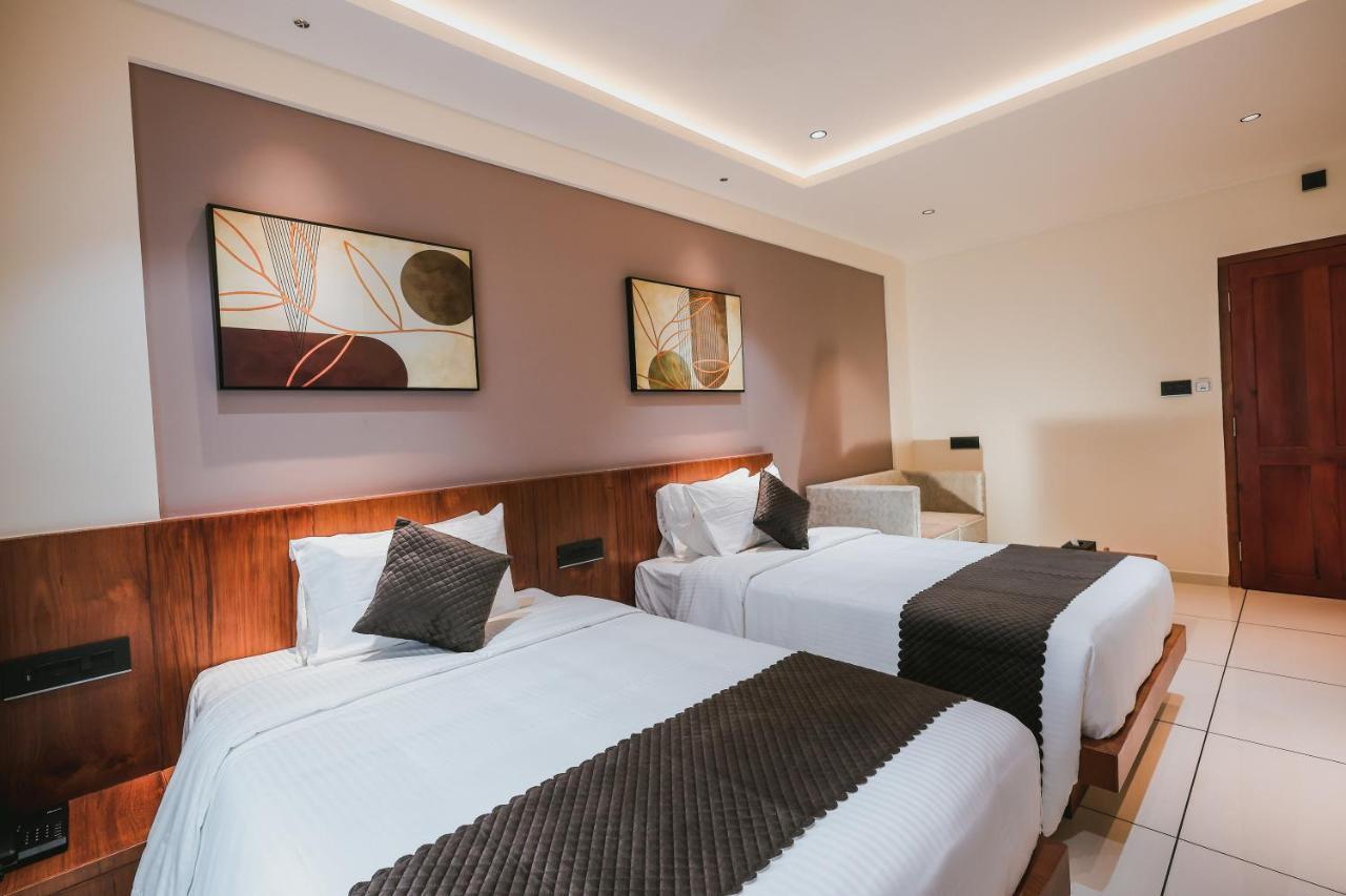 Fortview Suites Kāsaragod Exteriér fotografie