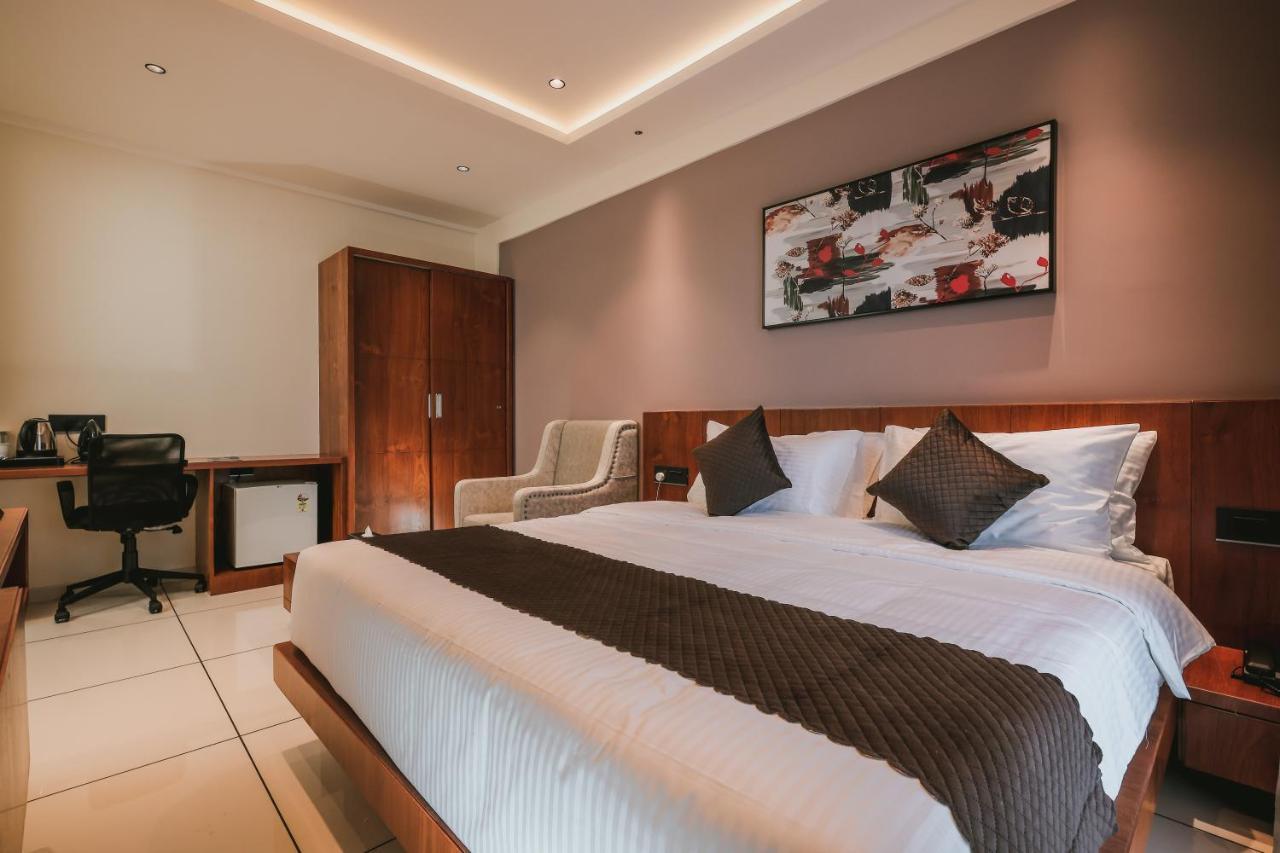 Fortview Suites Kāsaragod Exteriér fotografie